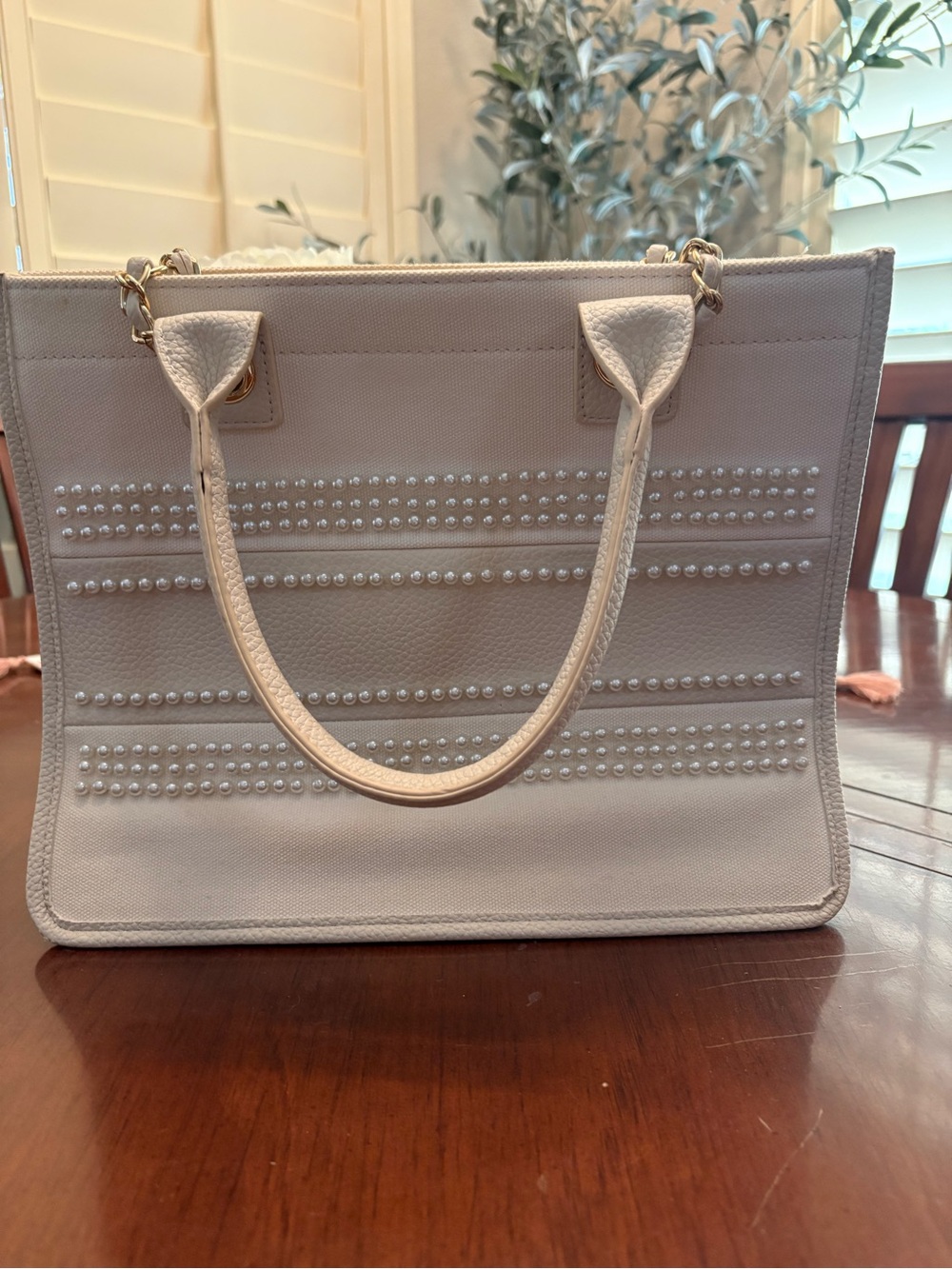 Elegant White Pearl-Trim Tote Bag